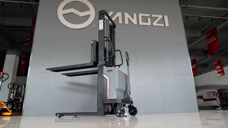 電動叉車改變行業的三種方式